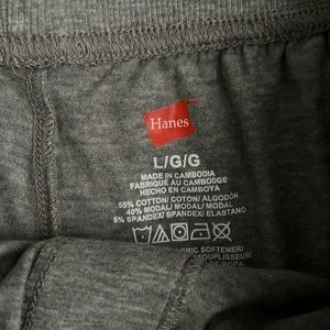 Size L Hanes new without tags jogger/sweatpants